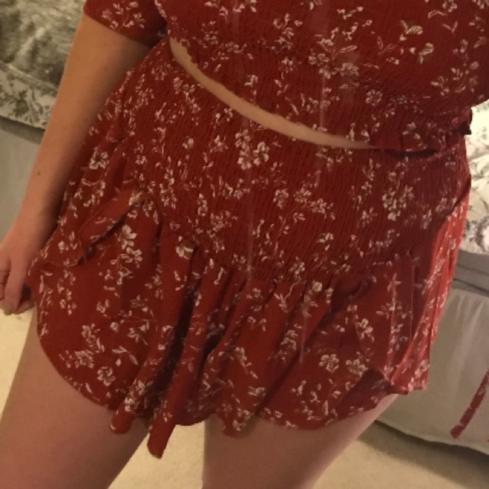Ruffled Floral Flowy Shorts